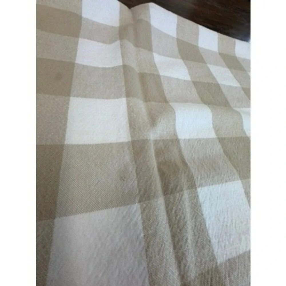 Tan and White Gingham Checkered Rectangular Tablecloth Farmhouse 56x76‎